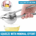 Miniatyrbillede 4 af 5: Ekstra Stor Citronpresser i Rustfrit Stål - Nem at Klemme, Robust Citronpresser med Håndtryk - Ergonomisk Citruspresser