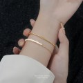 Miniatyrbild 3 av 4: Guld Tiny Pearl Armband | Förgyllda Odlade Pärlor | Armband för Kvinnor