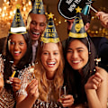 Miniatyrbillede 5 af 5: 12 stk. Kegleformede Happy New Year Partyhatte - passer til voksne, let og hurtig montering kræves (29*20cm)