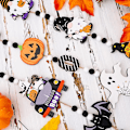 Pikkukuva 5 / 5: DwarfCute Halloween-tunnelmanukke Puinen Tonttu Koriste Ripustus 3 Tyyliä -Kääpiö