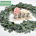 Miniatyrbilde 4 av 5: 2-pakks - Kunstig Eucalyptuskrans med Pilranker, 6,5 fot lang grønn i Eucalyptus, Sølv Eucalyptusblader, Kunstig Krans av Grønt