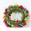 Miniatyrbild 2 av 5: 3-färgad blomsterkrans Tulpan Kransar för Dörrdekoration, 50 cm Vårblomsterkrans för Fönstervägg Fest Bröllop