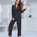 Pikkukuva 4 / 7: Naisten Ruudullinen Pitkähihainen Pyjama, Kaksi Osainen Asuste XL