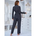 Pikkukuva 7 / 7: Naisten Ruudullinen Pitkähihainen Pyjama, Kaksi Osainen Asuste XL