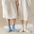 Miniatyrbillede 2 af 9: Vinter Fluffy Slippersokker, Bløde Sovesokker 1 Par Coffee