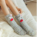 Miniatyrbillede 2 af 5: Fuzzy Quirky Mid-Calf Sokker Colorful