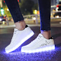 Miniatyrbillede 5 af 7: Glødende Sneakers til Børn Lysende Sko med Lysende Sål 39
