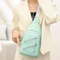 Miniatyrbild 2 av 5: Mjukt läder casual dam crossbody väska bred axelrem sport PU läder axelväska dam bröstväska bröstväska multi fack midje bälte väska Green