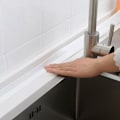 Miniatyrbild 3 av 5: 320x3,8CM Duschlist Tätningslist Duschpackning Badrum Silikonpackning Vit Maskeringstejp Badkar PE Självhäftande Kök Hörn Tätning