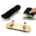 Miniatyrbild 3 av 5: 10 st 29mm fingerboard trucks finger deck med muttrar med spännare skruvmejsel för finger skateboard  (xq)
