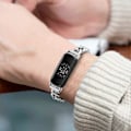 Pikkukuva 5 / 5: Ohut metalliranneke Fitbit Luxe -kelloon - Ruostumattomasta teräksestä valmistetut säädettävät rannekkeet naisille ja miehille