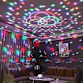 Miniatyrbillede 4 af 4: Nye Modeller Diskokugle Discolys Party Disco Lys Projektor LED Party Lampe 9 Farve Diskolampe med Fjernbetjening