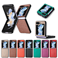 Miniatyrbillede 2 af 11: Galaxy Z Flip 5 - Elegant Litchi-mönstrat skal Khaki