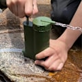 Miniatyrbild 5 av 7: Camping Vandring Överlevnad Vattenfilter Nöd vattenrenare Grön