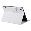 Pikkukuva 10 / 11: iPad 10.2 (2021)/(2020)/(2019) Kirjontaristikot -tabletin kansi White