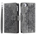 Miniatyrbillede 1 af 6: Til iPhone 16e tegnebogscover Cover Shell Mandala Blomstermønster Grey