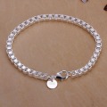Pikkukuva 1 / 2: Vacker Armlänk Chain Hög Kvalité Silver