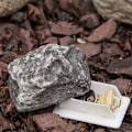 Miniatyrbillede 6 af 8: Realistisk sten reservenøgle Hides Key skjult opbevaringsboks Black