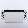 Pikkukuva 6 / 6: Yhteensopiva Nintendo Switch OLED Protector -läpinäkyvän suojakotelon kanssa jalustalla Transparent