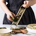 Miniatyrbilde 7 av 8: Flat ostjern i rustfritt stål Gold