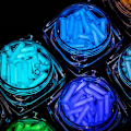 Miniatyrbillede 4 af 5: 1PC Glas lysende rør fingerspids gyro lysende stang udendørs sig Blue