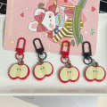 Pikkukuva 4 / 7: e Fruit Keychain Sarjakuva Avaimenperä Tyttöjen Laukku Riipus auton avain Acce Red