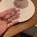 Miniatyrbillede 7 af 8: 1 par modelange kvastclips-øreringe Sweet Cool Zircon Ear C