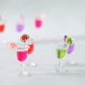 Miniatyrbilde 6 av 8: 4 stk 1:6 Dukkehus Miniatyr Frukt Cocktail Drikkekopp Modell Ki