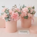 Miniatyrbild 4 av 5: Blommalåda 12 cm rund kartong presentförpackning Bröllopsfest Rose F Champagne