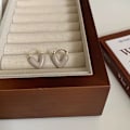 Miniatyrbillede 1 af 8: Fransk romantisk vinrød emalje hjerteformede vedhængsøreringe F Gray