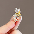 Miniatyrbillede 6 af 8: Mode Luksus Hjerte Brocher Til Kvinder Crystal Lapel Pin Cloth A3
