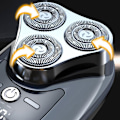 Pikkukuva 2 / 8: Kolmeteräinen sähköparranajokone digitaalisella näytöllä USB lataus Silver