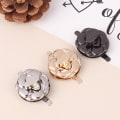 Miniatyrbillede 4 af 8: 1 Stk Blomster Form Metal Låse Taske Spænde Fang Spænder Til Handba Black
