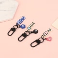 Miniatyrbillede 5 af 8: Kreativ tegneserie lille fisk nøglering Kawaii fiskeben nøglering A2