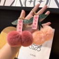 Pikkukuva 5 / 7: Cherry Pom Pom Ball Riipus avaimenperä Avaimenperä Autolaukku Kukkaroavain Red