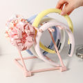 Miniatyrbild 2 av 8: Vikbara plastsmycken Displayställ Ring Örhänge Hårband A Pink
