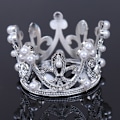 Miniatyrbild 1 av 8: Kronprinsessan Topper Crystal Pearl hårprydnader för bröllop Silver