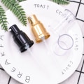 Miniatyrbillede 4 af 8: 1PC Liquid Foundation Pumpe Fluid With Button Protect lock No le Gold