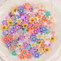 Pikkukuva 1 / 8: 50 kpl 3D Mini Flower Flatback Resin tarvikkeet Tee-se-itse askartelupuhelin 07