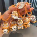 Miniatyrbillede 2 af 8: e Tiger Nøglering Vedhæng Elastisk Stretch Anime Character Model A4