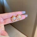 Pikkukuva 3 / 5: Elegantti jäljitelmä Pearl Zircon Stud Korvakorut Muoti Geometrinen