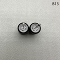 Miniatyrbillede 1 af 8: 1 sæt 1/64 model bilhjul med gummidæk Modificerede dele Ve B13 fork White