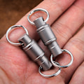 Miniatyrbild 3 av 5: Rotera Spänne Portable Multifunctional EDC Outdoor Tool Titaniu Silver