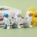 Pikkukuva 4 / 5: 3 kpl Universe Rocket Astronaut Happy Birthday -kirjekoristeita Silver