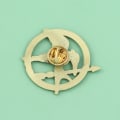 Miniatyrbilde 3 av 4: Hunger Games Mockingjay Brosje