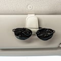 Miniatyrbillede 2 af 3: Solbriller i læder til bil, solbriller til solskærm, bilinteriør