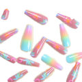 Miniatyrbilde 5 av 5: Fargerike måneskinnsneglelapper, gradient negler