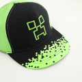 Miniatyrbilde 4 av 5: Guttekrypehatt - Svart og grønn ungdoms-snapback-caps, 2-pakning