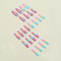 Miniatyrbilde 2 av 5: Fargerike måneskinnsneglelapper, gradient negler