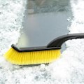 Miniatyrbillede 5 af 5: 2 i 1 isskraber og snebørste til bil - Udtrækkelig isskraber med skumgreb til forrude, vinduer, SUV'er, lastbiler 66*11cm gul